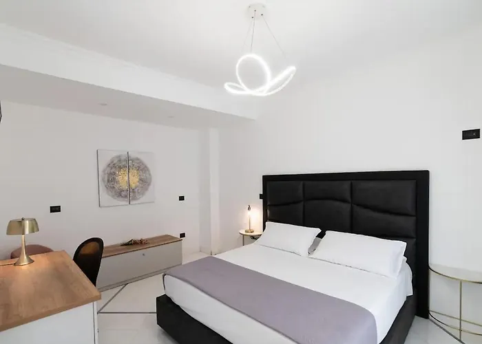 Apart Suite Italy Naples Chiaia Mergellina